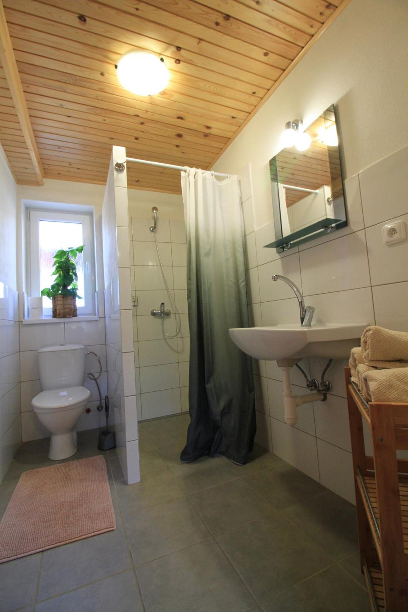 Eden Guest House Brezno Exterior foto