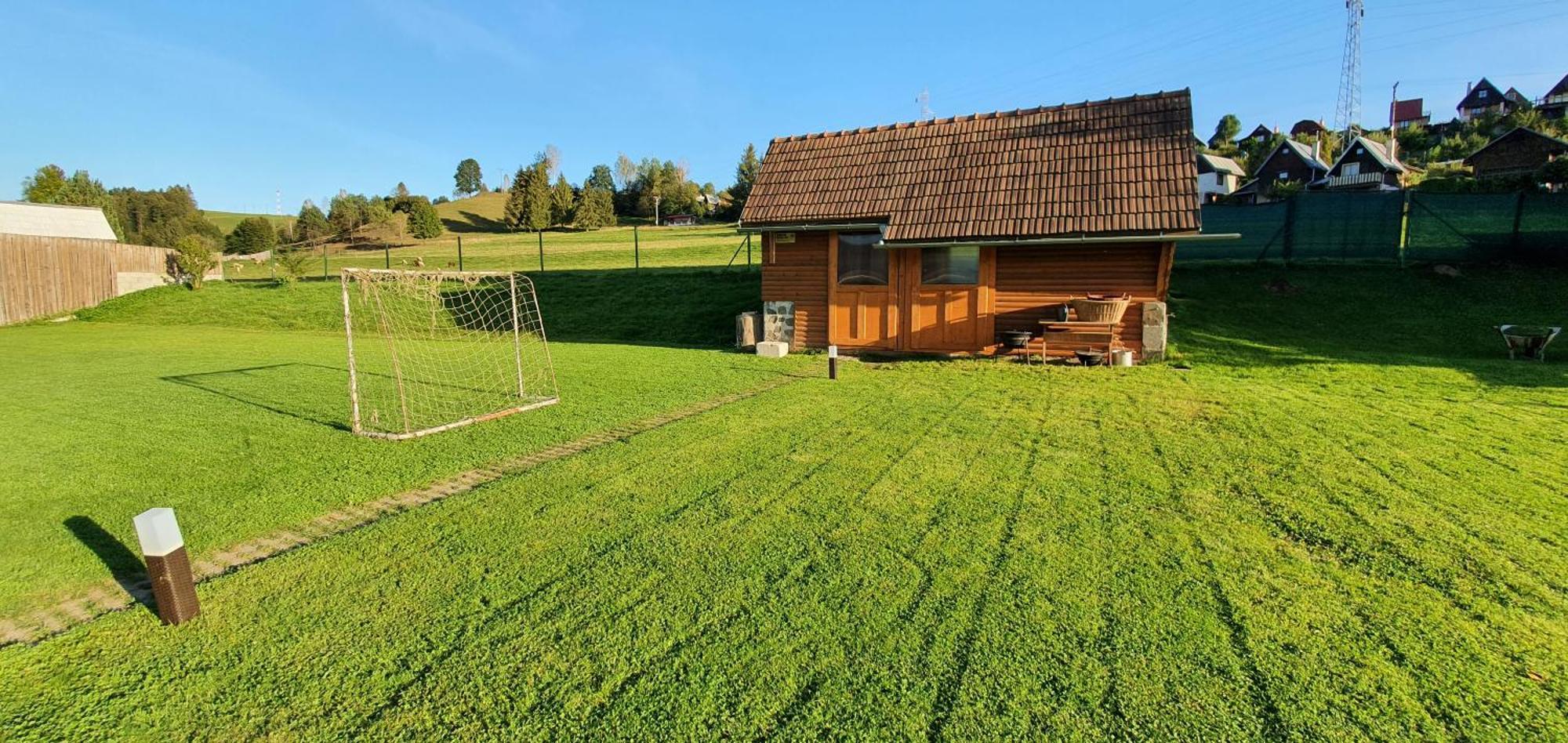 Eden Guest House Brezno Exterior foto