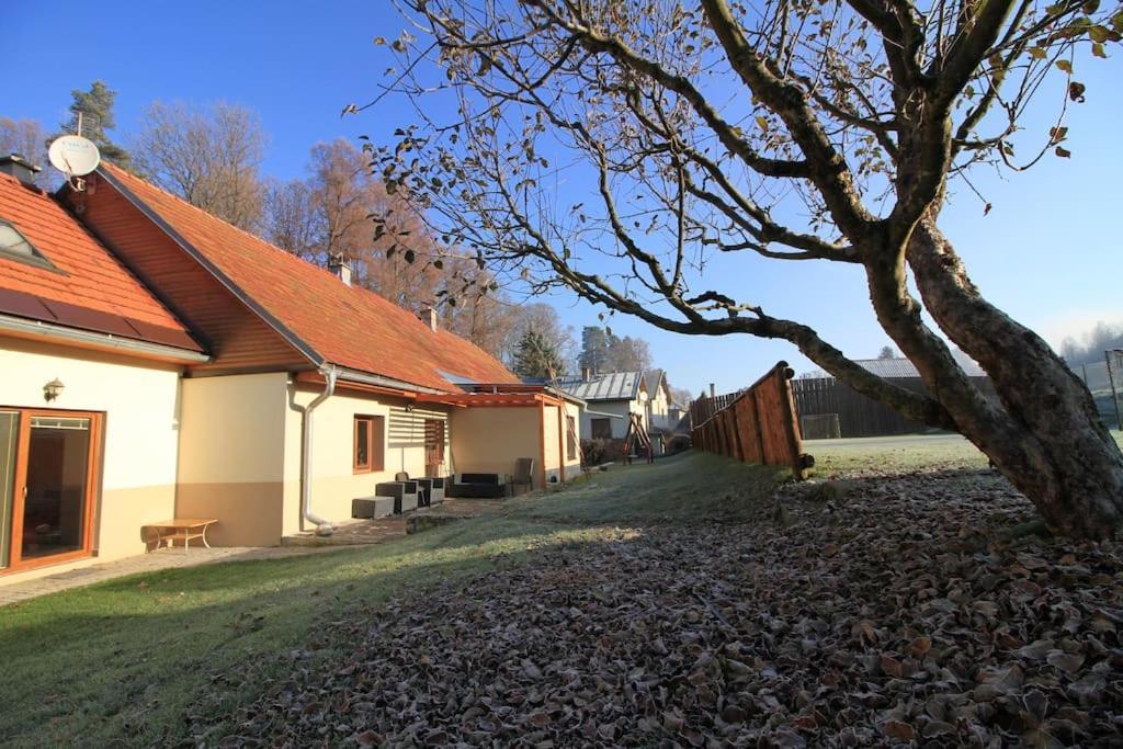 Eden Guest House Brezno Exterior foto