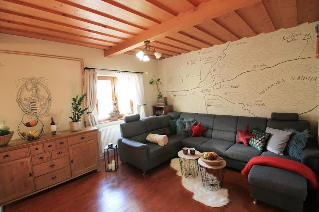 Eden Guest House Brezno Exterior foto